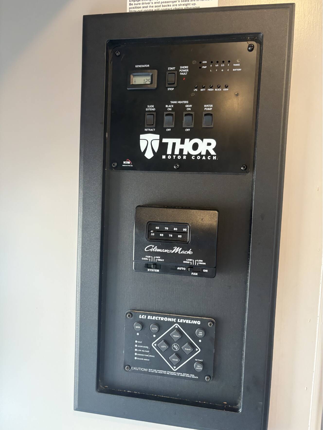 A photo of this 2022 Thor Motor Coach QUANTUM KW29