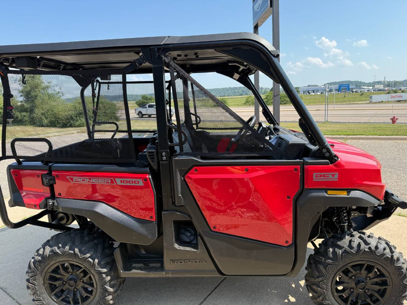 A photo of this 2026 Honda Pioneer 1000-5 Deluxe