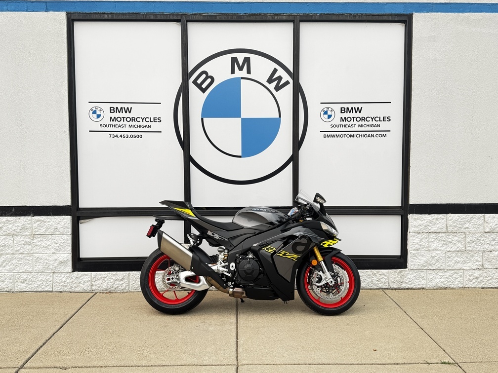 2027 Aprilia RSV4 1100 1100 in Plymouth, MI