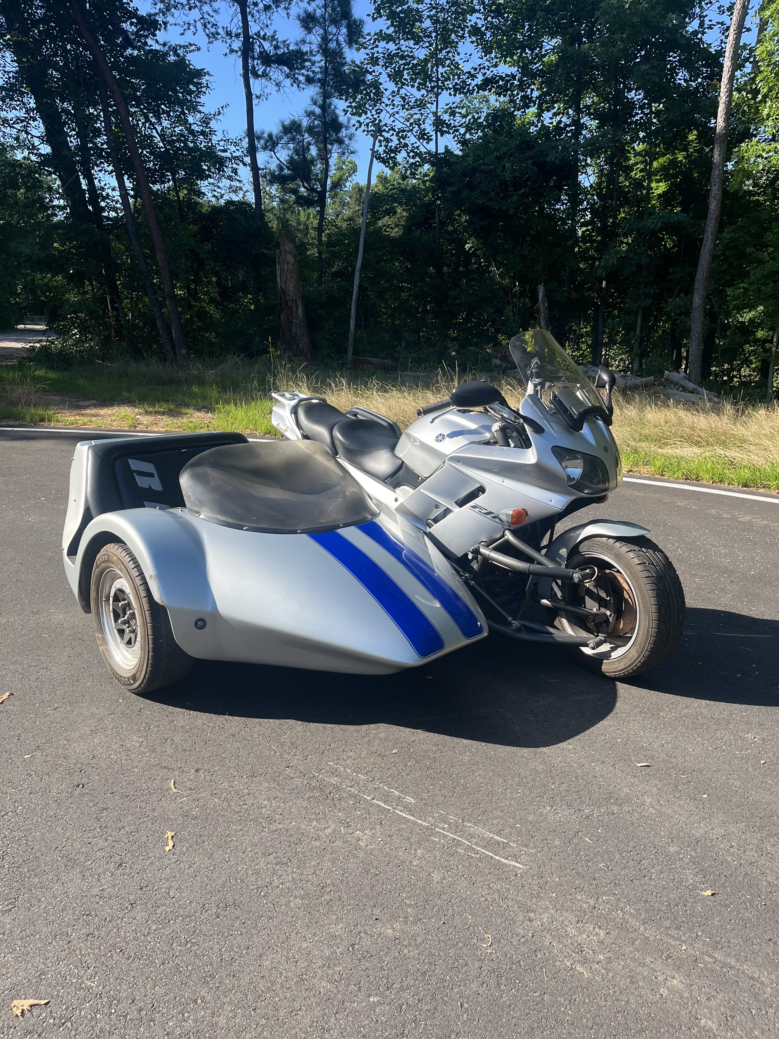 2003 Yamaha FJR 1300 Custom motorcycle