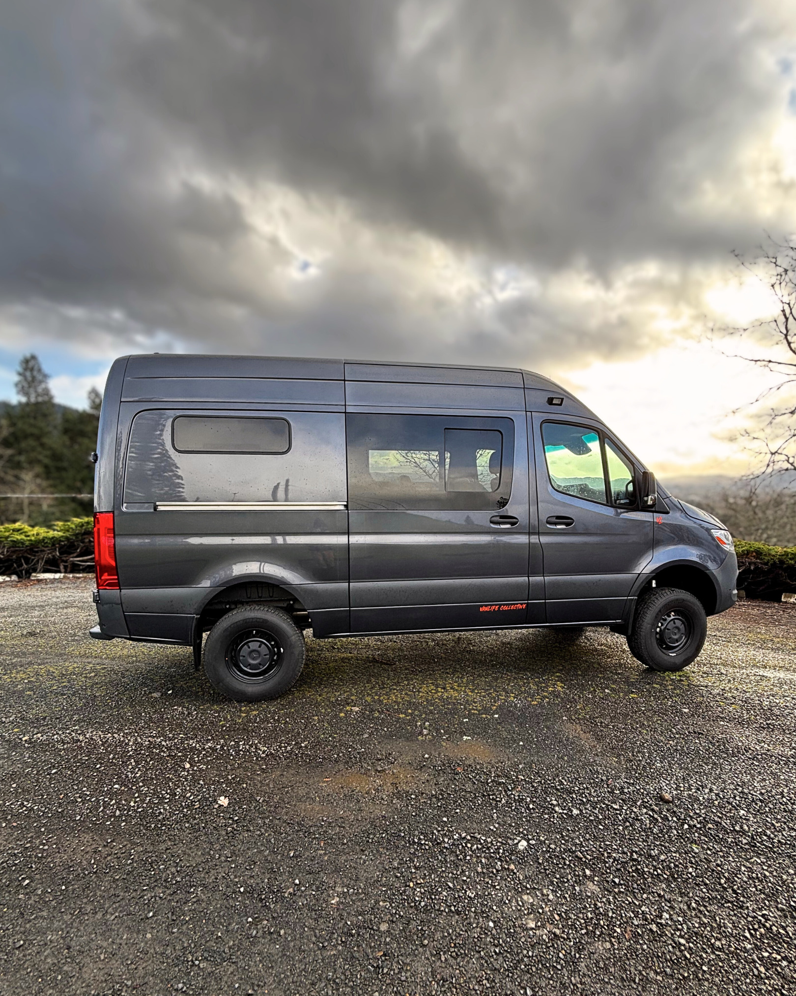 2023 Mercedes-Benz SPRINTER 144 AWD HIGH-ROOF in hood river OR