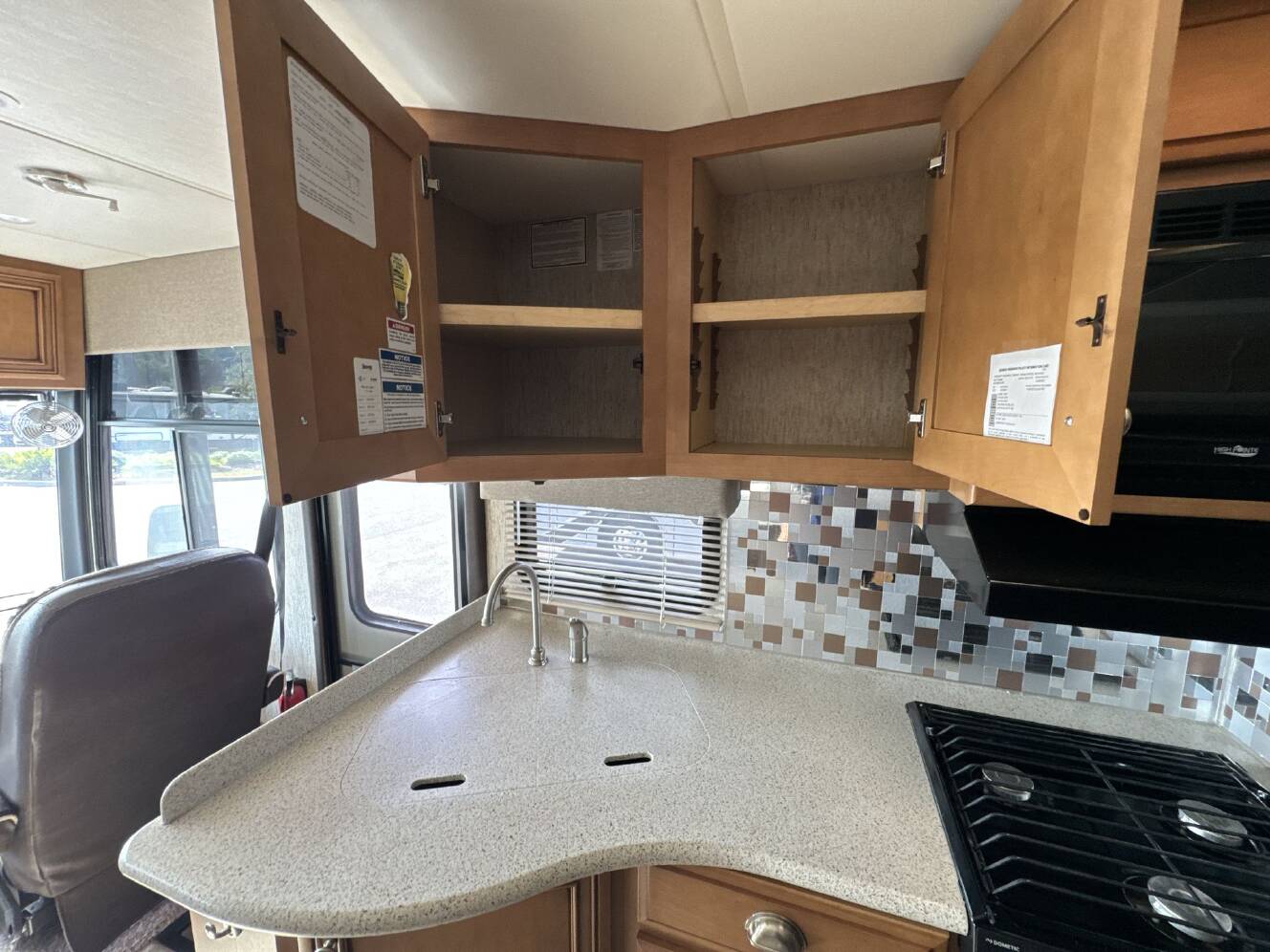 A photo of this 2018 Newmar Bay Star Sport 3307