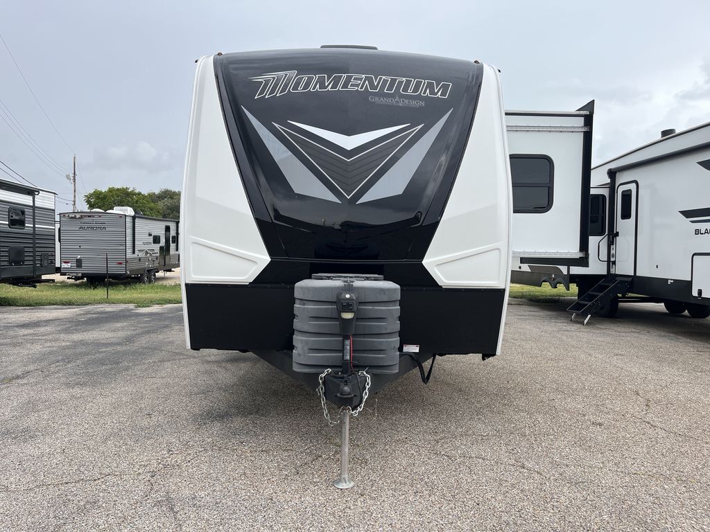 2023 Grand Design MOMENTUM G-CLASS 25G in rockport TX