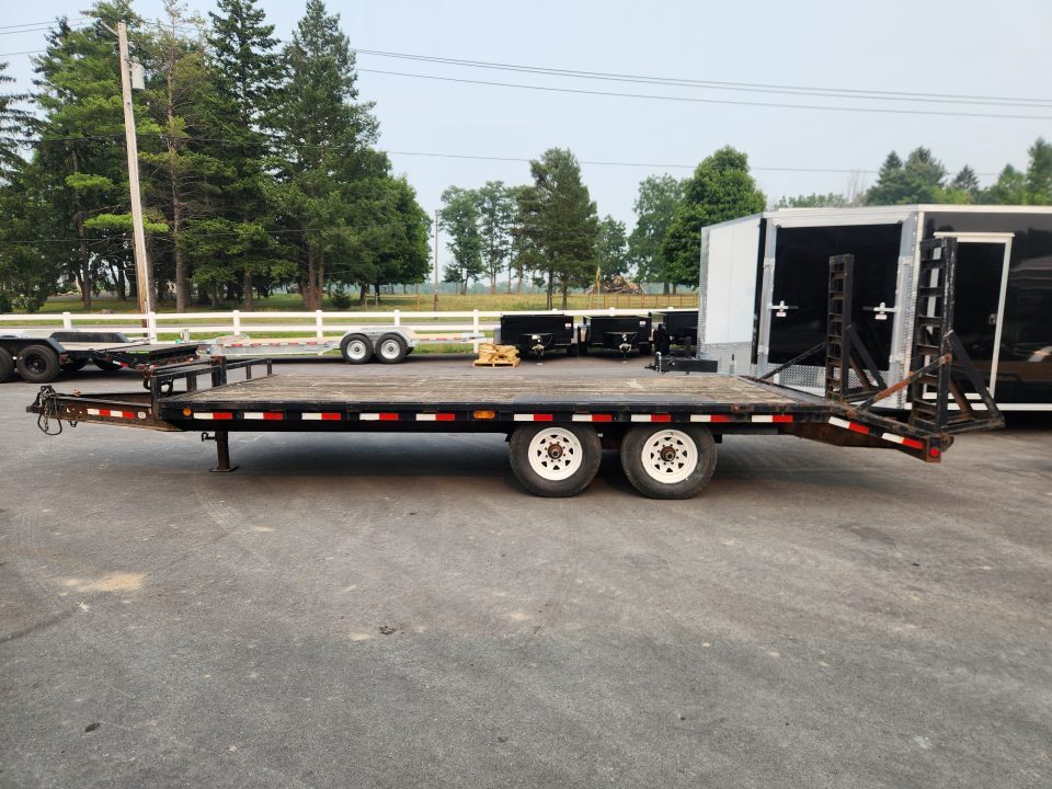 2004 PJ Trailers DECKOVER in Penn Yan, NY