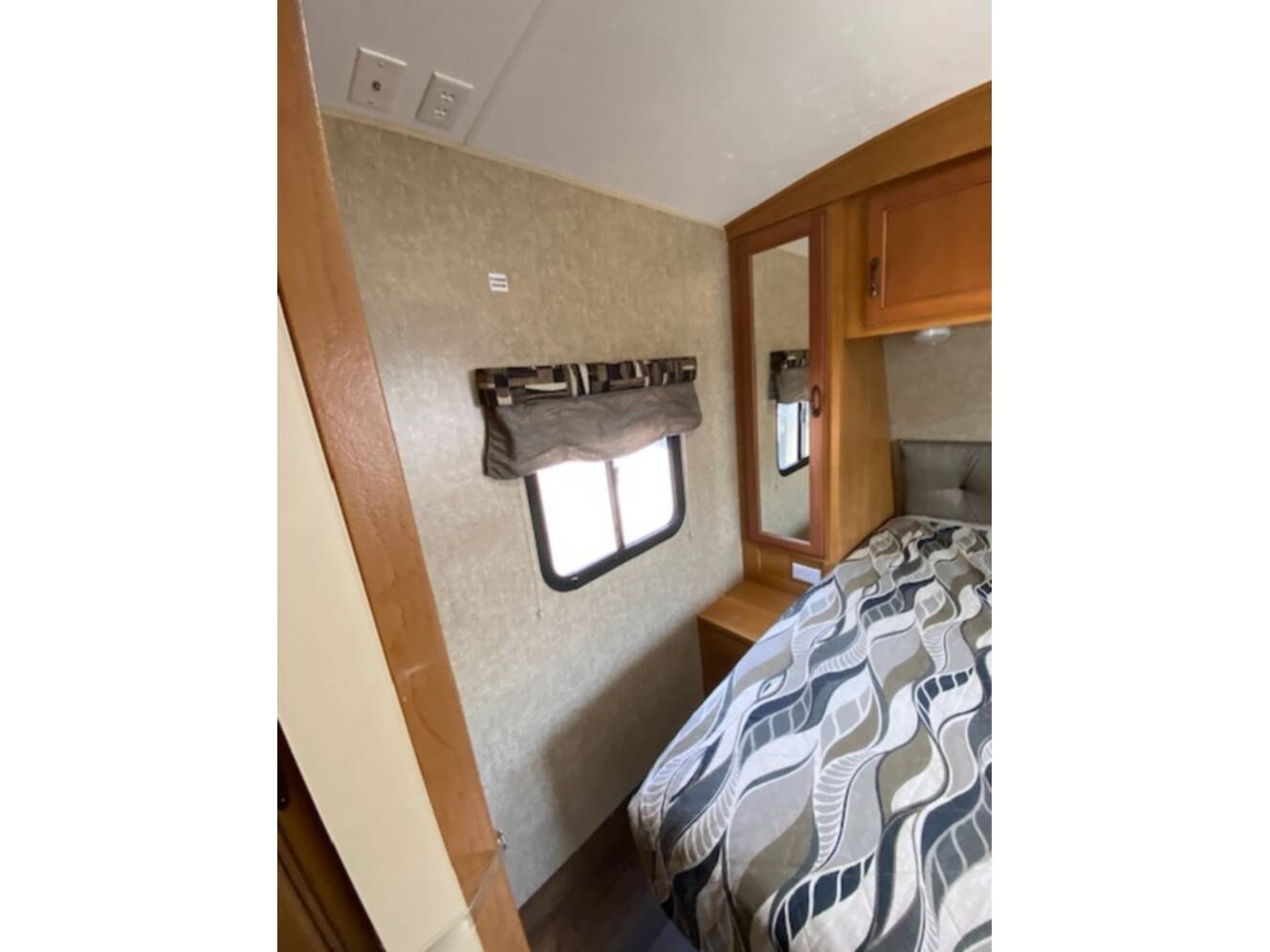 A photo of this 2015 K-Z SPREE 280RLS
