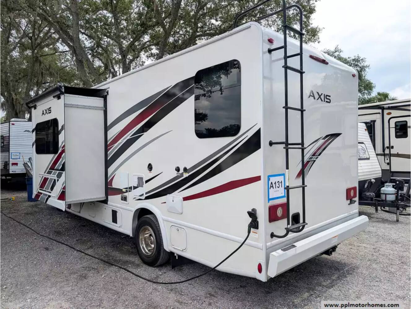 A photo of this 2023 Thor Axis 24.3