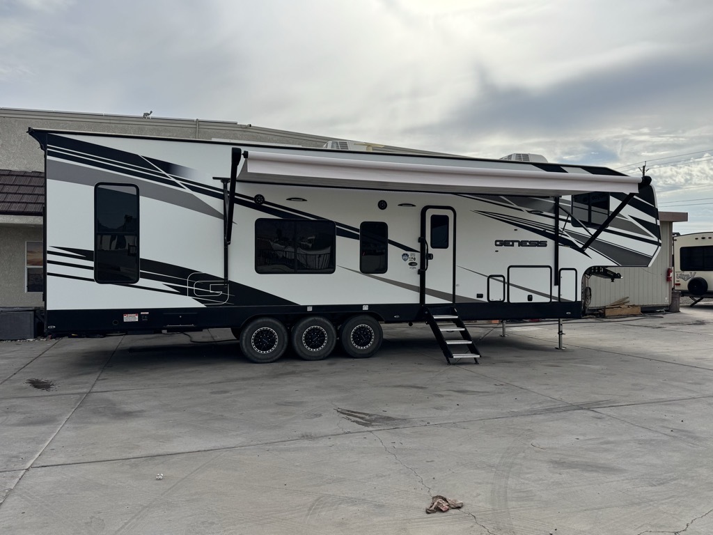 2024 Genesis Supreme Rv 37CRXL - 22 ft OPEN GARAGE  in lake havasu city AZ