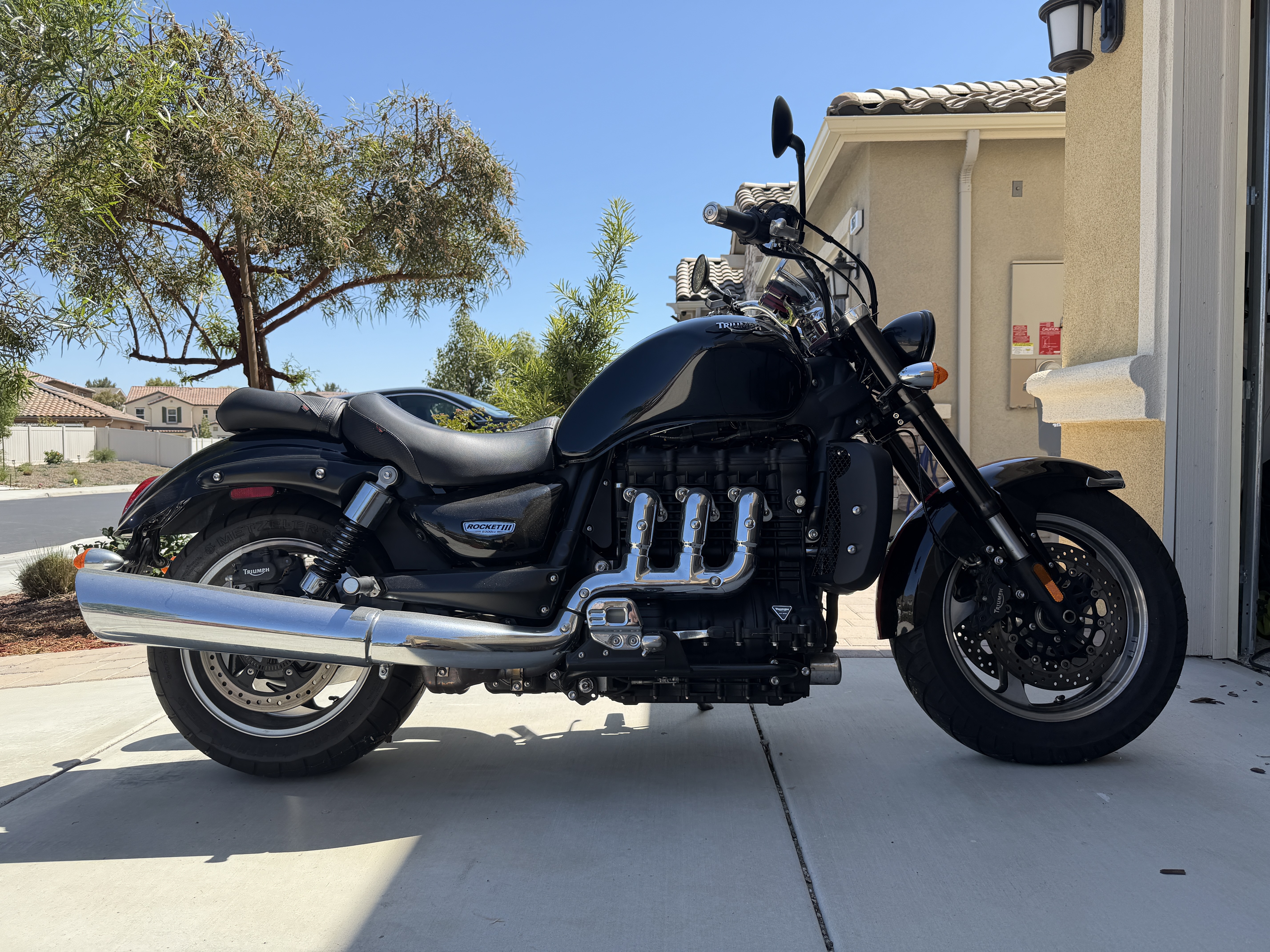 2016 Triumph ROCKET III ROADSTER ABS ROADSTER ABS in San Marcos, CA