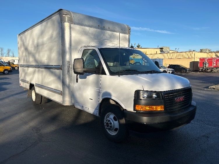 2021 GMC SAVANA in Kent, WA