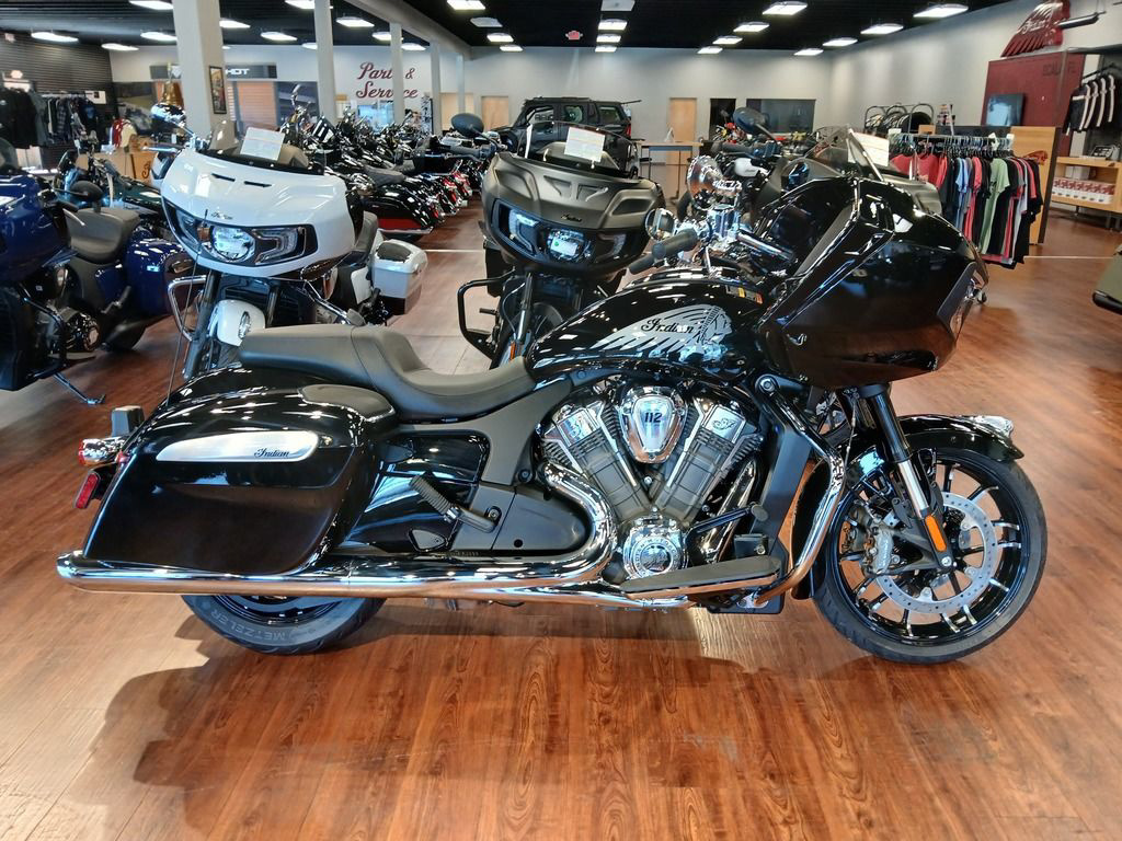 2026 Indian Challenger Limited 112 W/Powerband Audio Black Me LIMITED in Ocala, FL