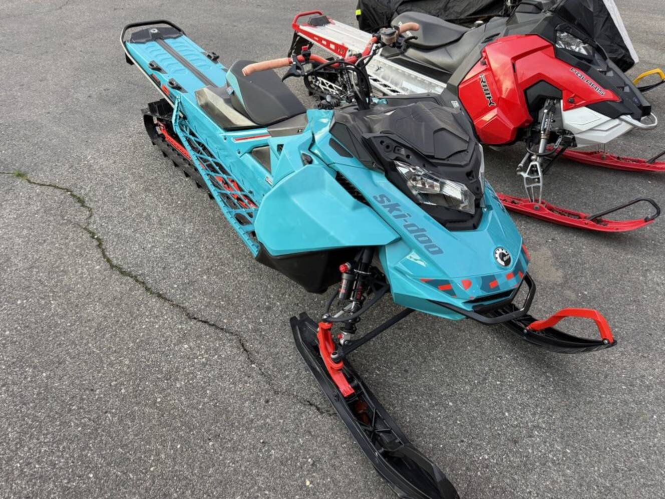 A photo of this 2019 Ski-Doo Freeride 165 850 E-TEC SS PowderMax Light 3.0 H_ALT