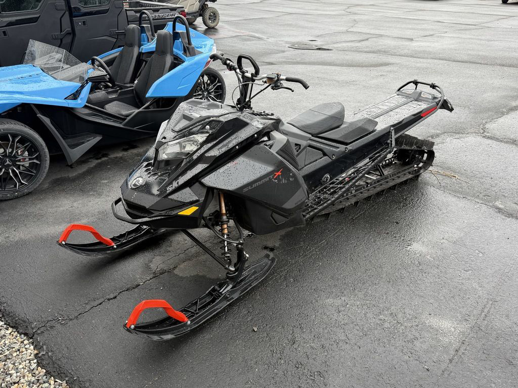 2021 Ski-Doo Summit X with Expert Package 850 E-TEC Turbo 1 in kennewick WA