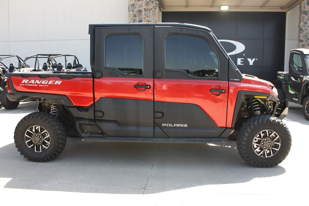 POLARIS 2サイクル　赤　まとめ売り Used 2024 Polaris R24X6L1RBS Base For Sale in Fort Worth, TX