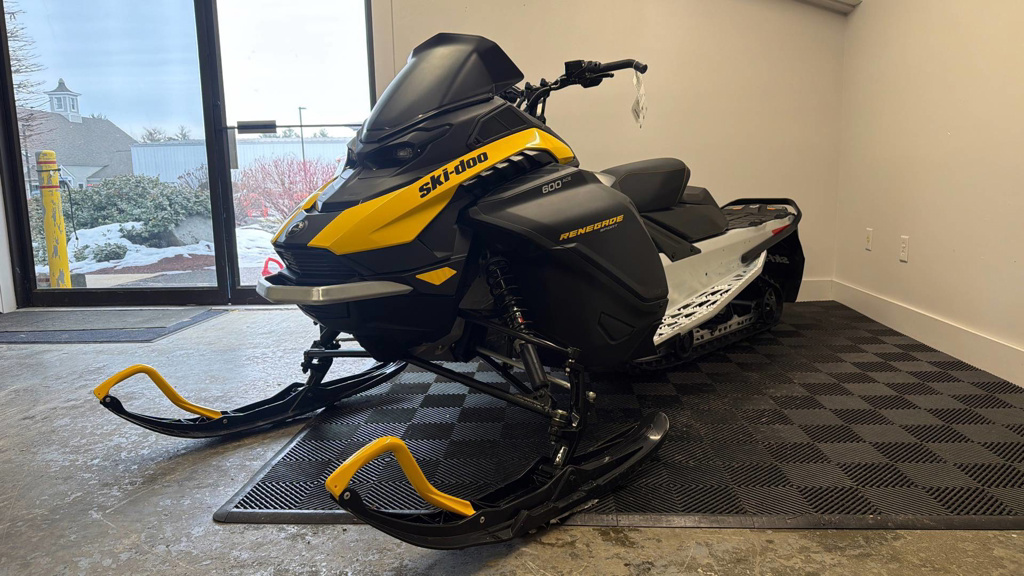 2026 Ski-Doo Renegade Sport 600 ACE 137 1.25 Ripsaw in milford NH