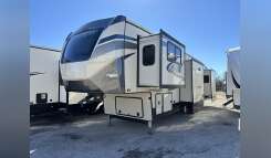 2020 Forest River Sandpiper 379FLOK RV