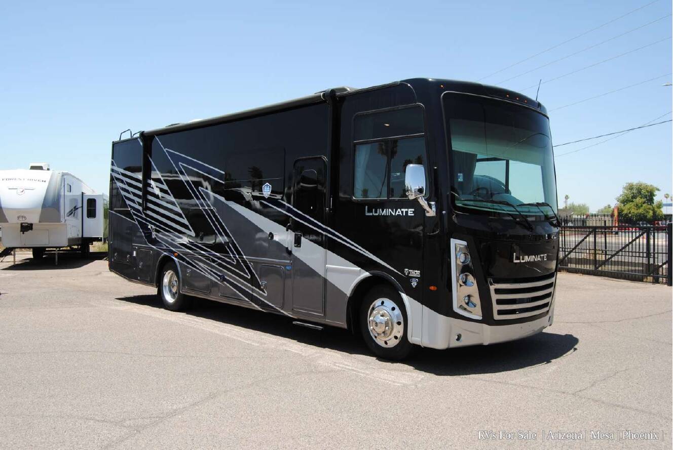 A photo of this 2026 Thor Motor Coach Luminate Ford F-53 MM30