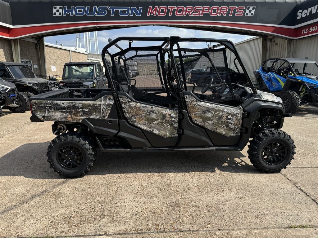 2025 Honda® Pioneer 1000-6 Deluxe Crew TrueTimber Atera Camo in pasadena TX