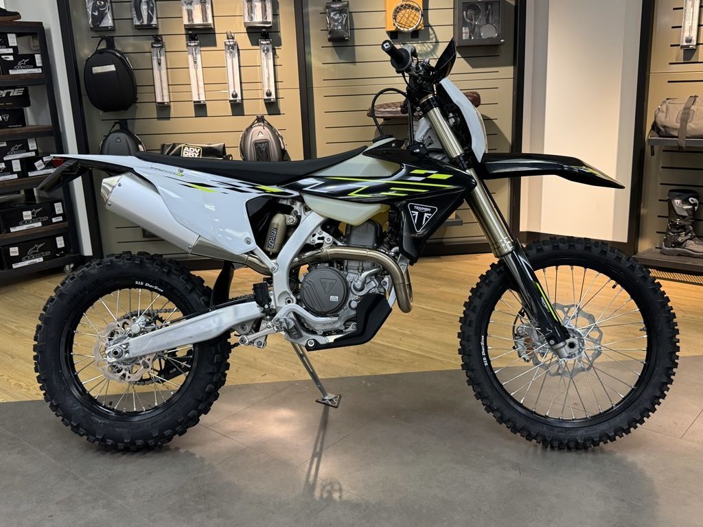 2026 Triumph TF 450-E Jet Black/Pure White 450-E in Knoxville, TN