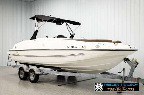 2017 Bayliner 215 in rockville IN