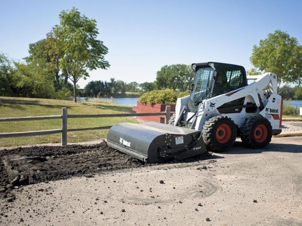2018 Bobcat S650 in East Hartford, CT