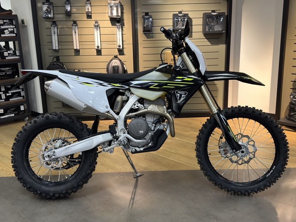 2026 Triumph TF 250-E Jet Black/Pure White 250-E in Knoxville, TN