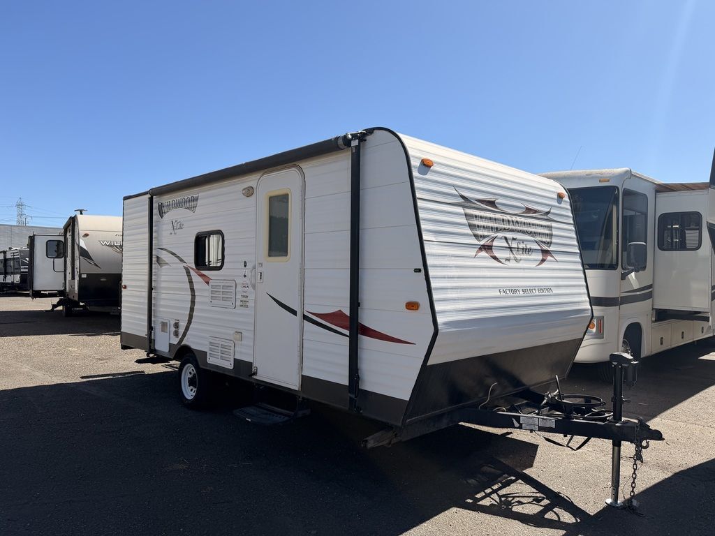 2013 Forest River Wildwood X-Lite 195BH in sacramento CA