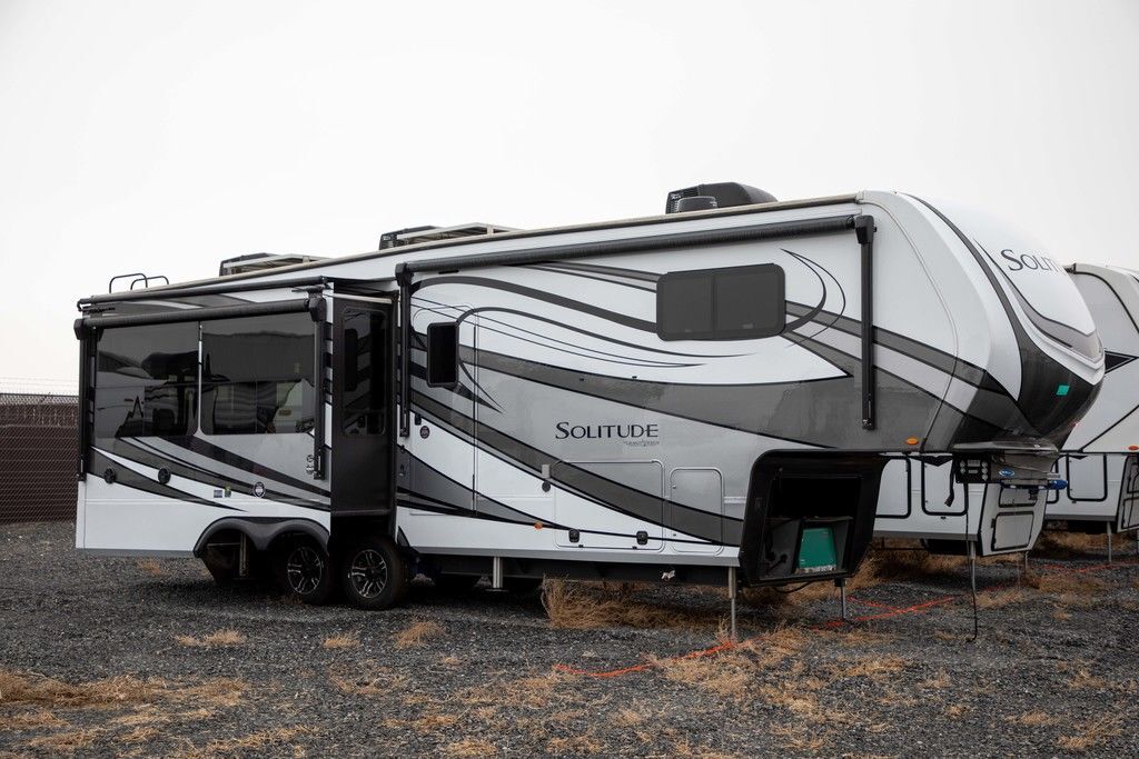 2025 Grand Design Solitude 310GK in moses lake WA