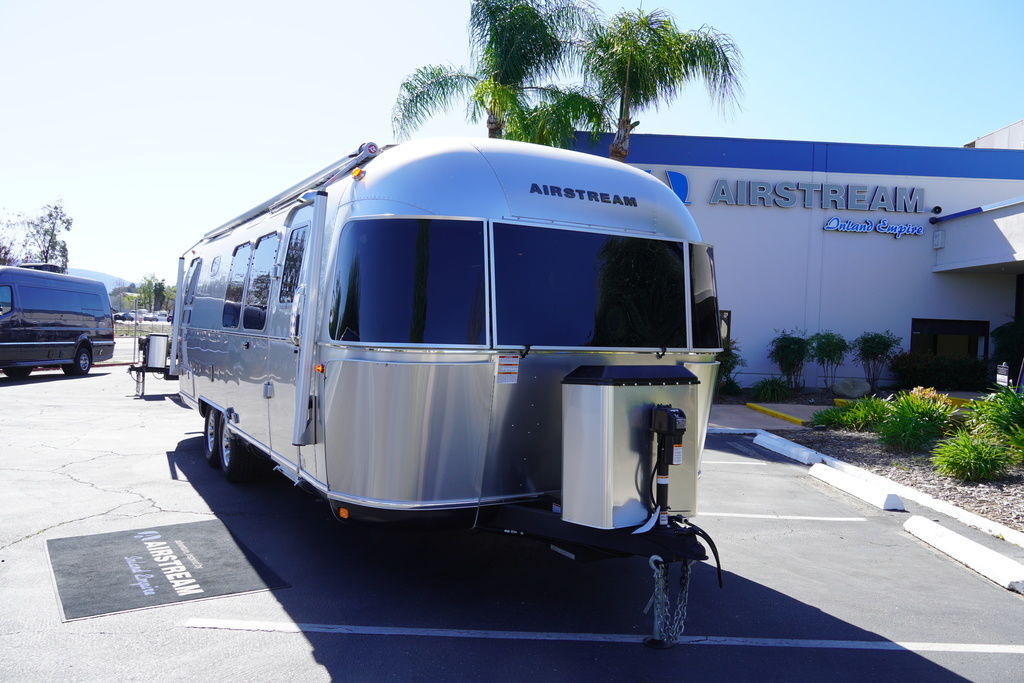 2026 Airstream Classic 28RBT in temecula CA