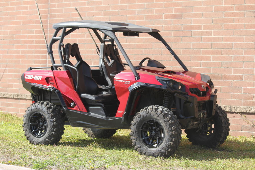 2018 Can-Am Commander XT 800R Intense Red UTV/Utility ATV