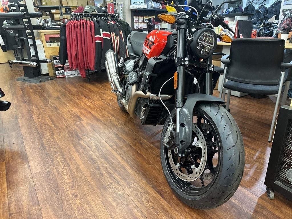 2024 Indian Motorcycle® FTR Indy Red/Black BASE in Augusta, ME