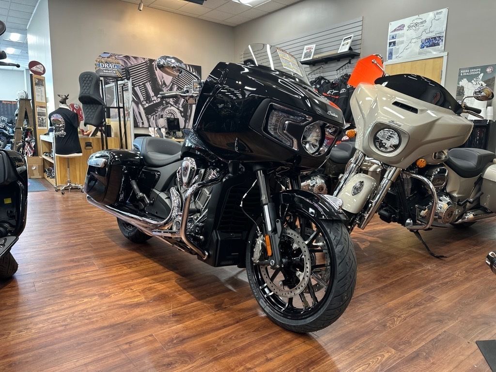 2025 Indian Motorcycle® Challenger® Heavy Metal Smoke BASE in Augusta, ME