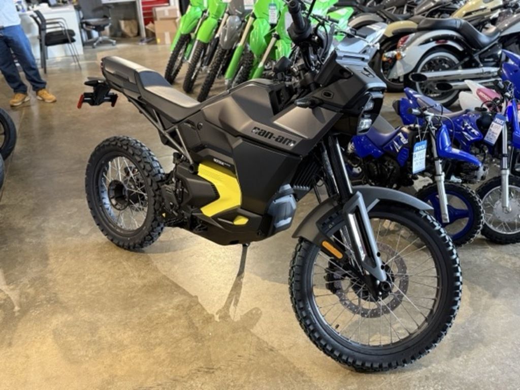 2025 Can-Am Origin Carbon Black BASE in Poughkeepsie, NY