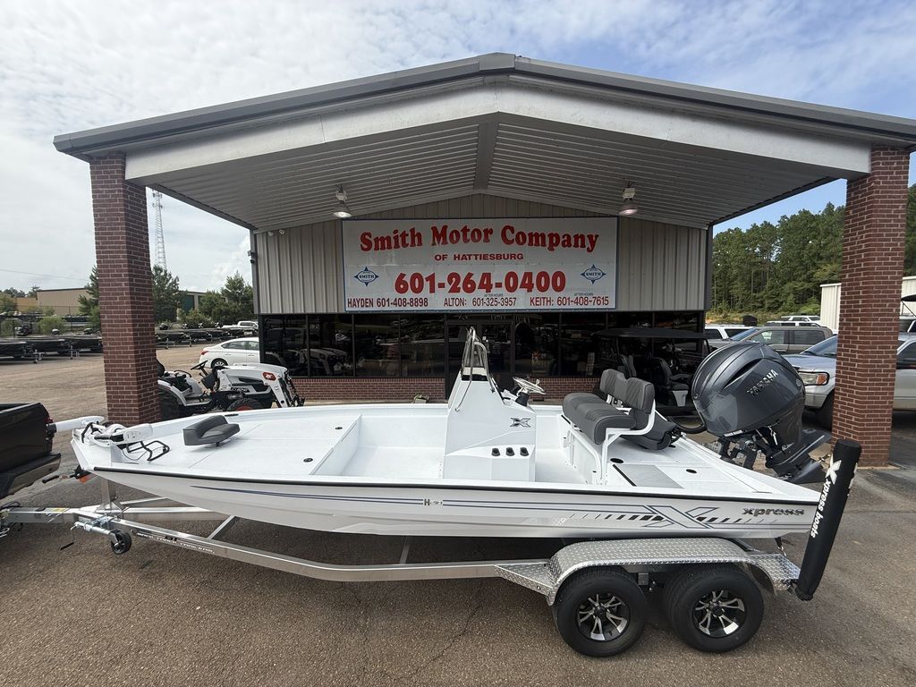 2027 Xpress H22B W/ YAMAHA F150LB in hattiesburg MS