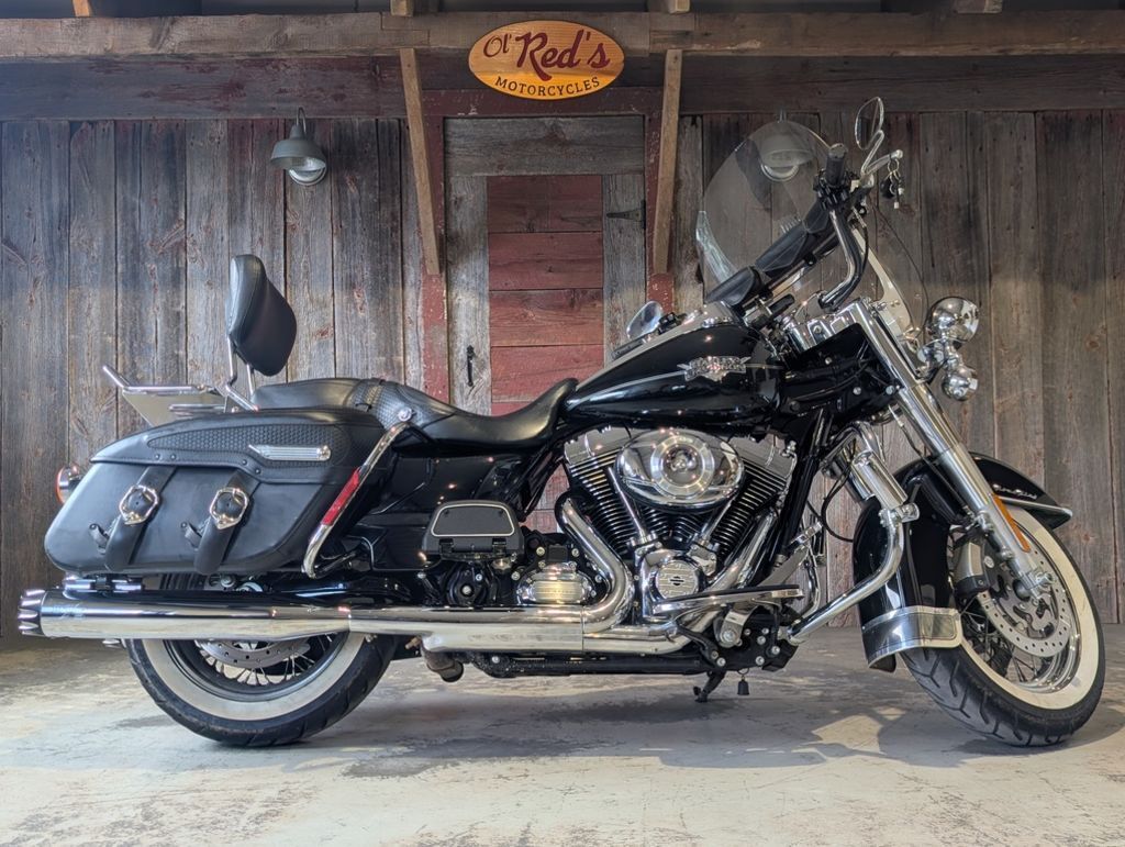 2011 Harley-Davidson® FLHRC - Road King® Classic CLASSIC in Simpsonville, SC
