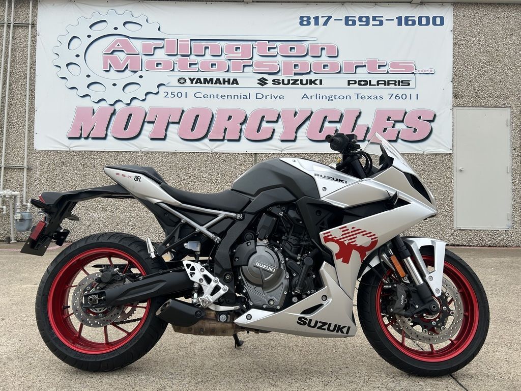 2024 Suzuki GSX-8R 8R in Arlington, TX
