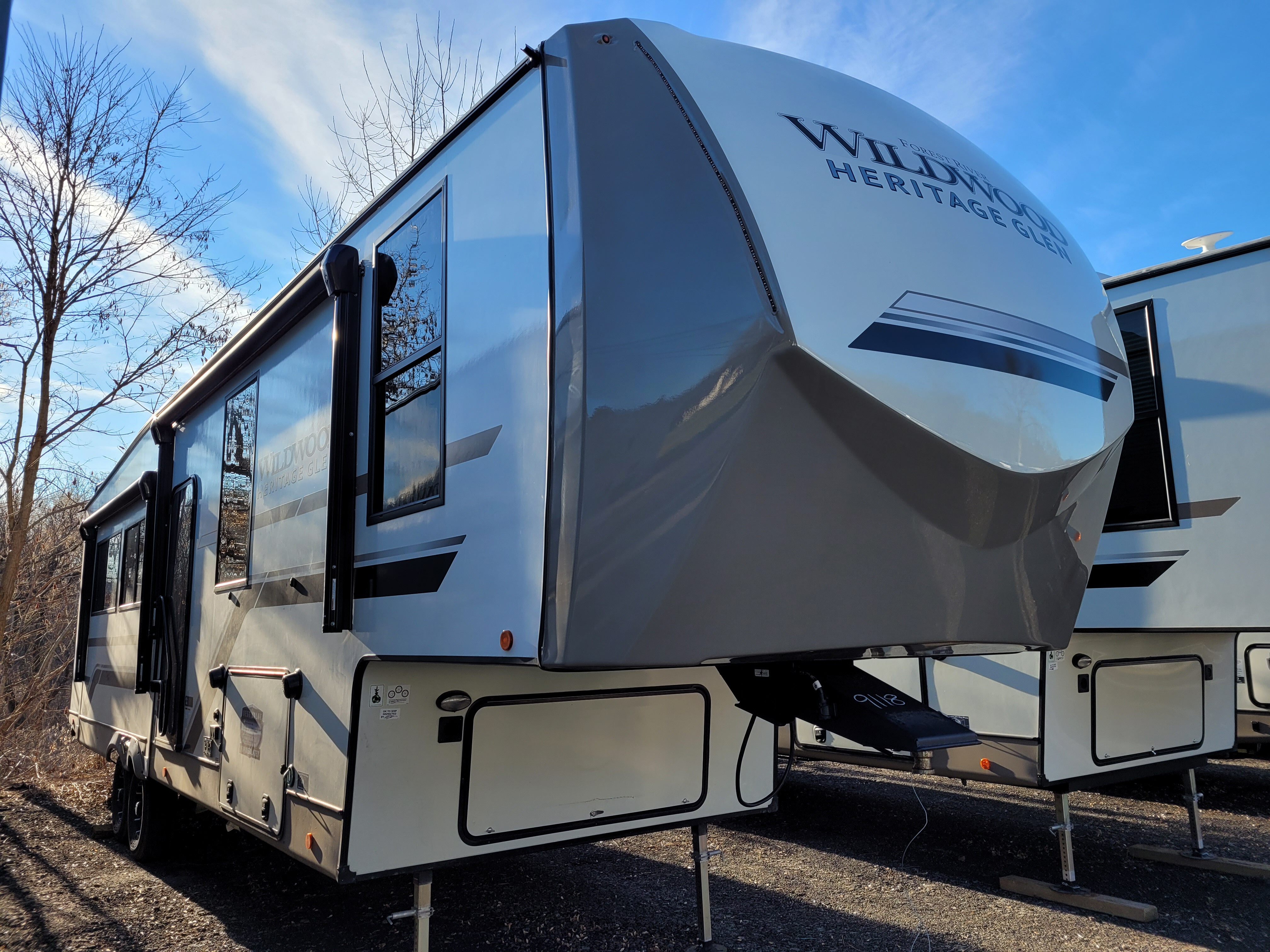 2024 Forest River Heritage Glen 325RL in frankfort NY