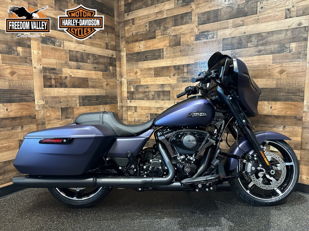 2025 Harley-Davidson Street Glide in Sellersville, PA