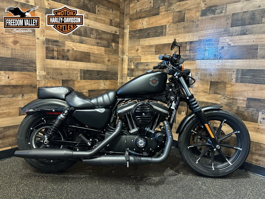 2020 Harley-Davidson Iron 883 IRON in Sellersville, PA
