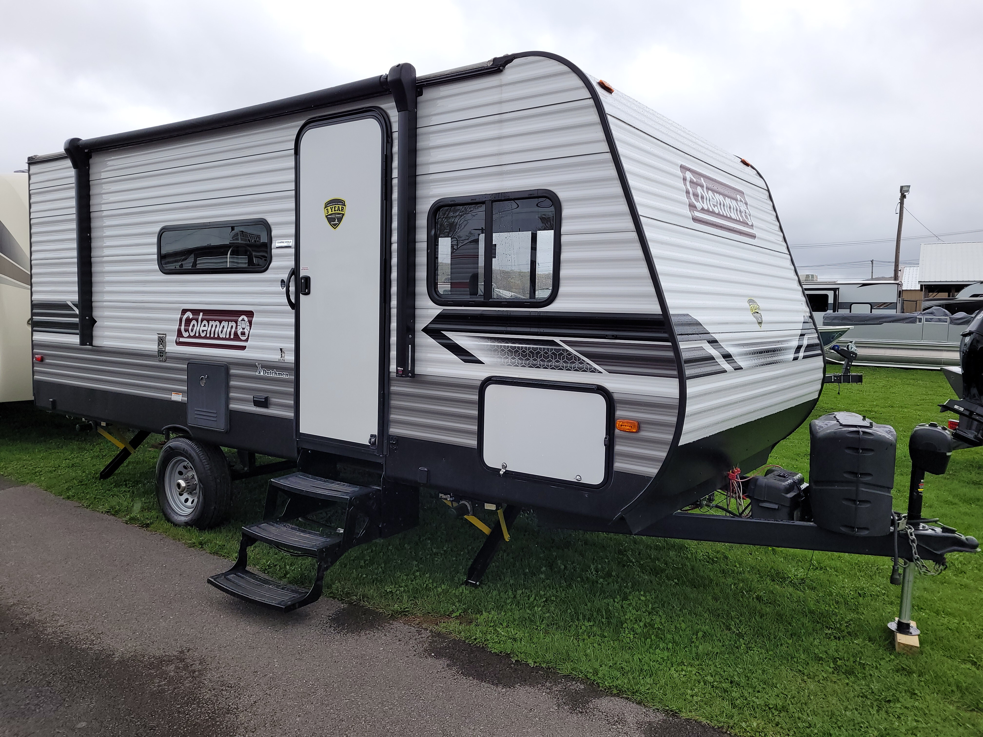 2023 Dutchmen Coleman Lantern LT 18FQ in frankfort NY