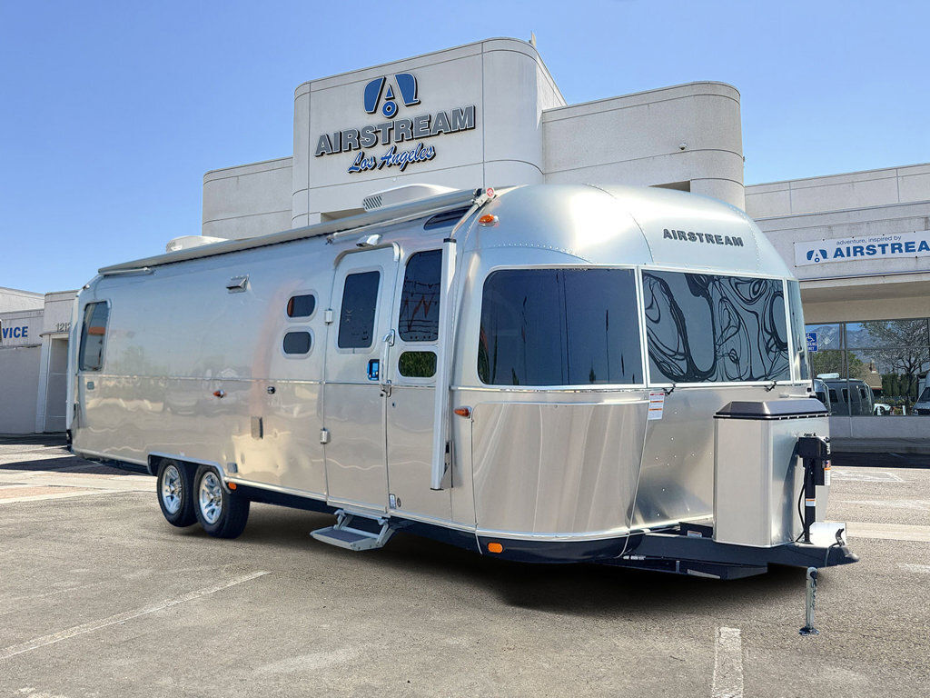 2026 Airstream Classic 30RBQ in san gabriel CA