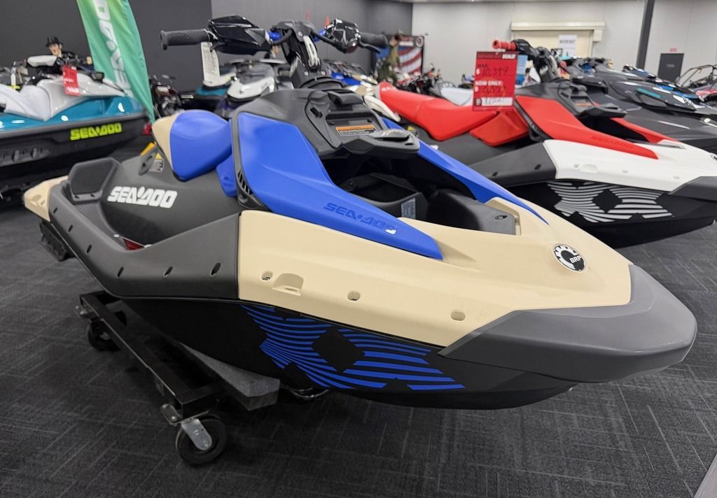 2025 Sea-Doo Spark Trixx for 1 Rotax® 900 ACE - 90 iBR and Au TRIXX in Covina, CA