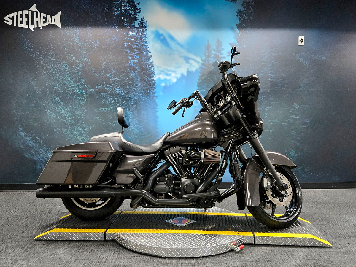 2010 Harley-Davidson STREET GLIDE in Tigard, OR