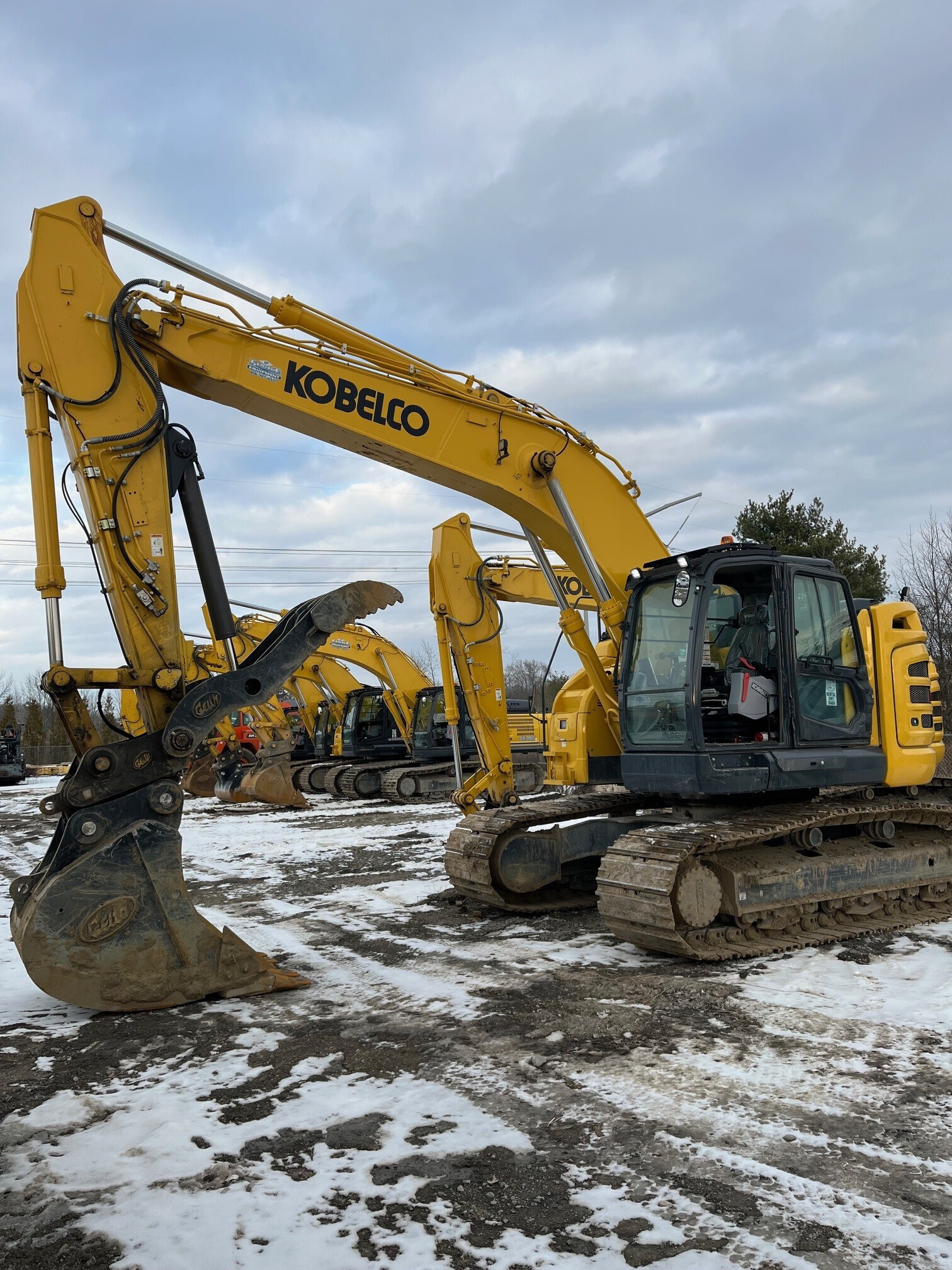 2024 KOBELCO SK380SRLC-7 in Gansevoort, NY