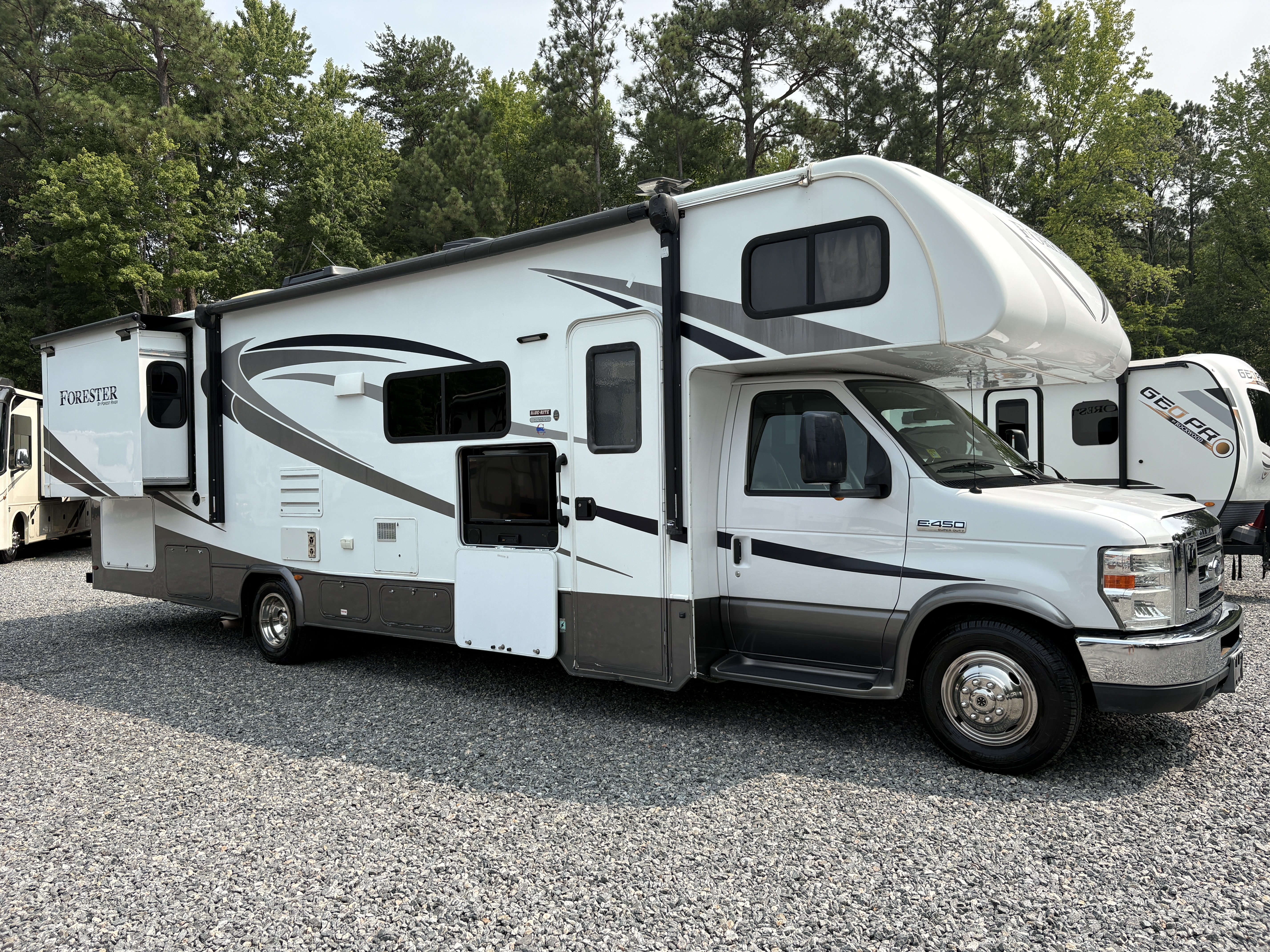 2017 Forest River Forester 3011DS in ashland VA
