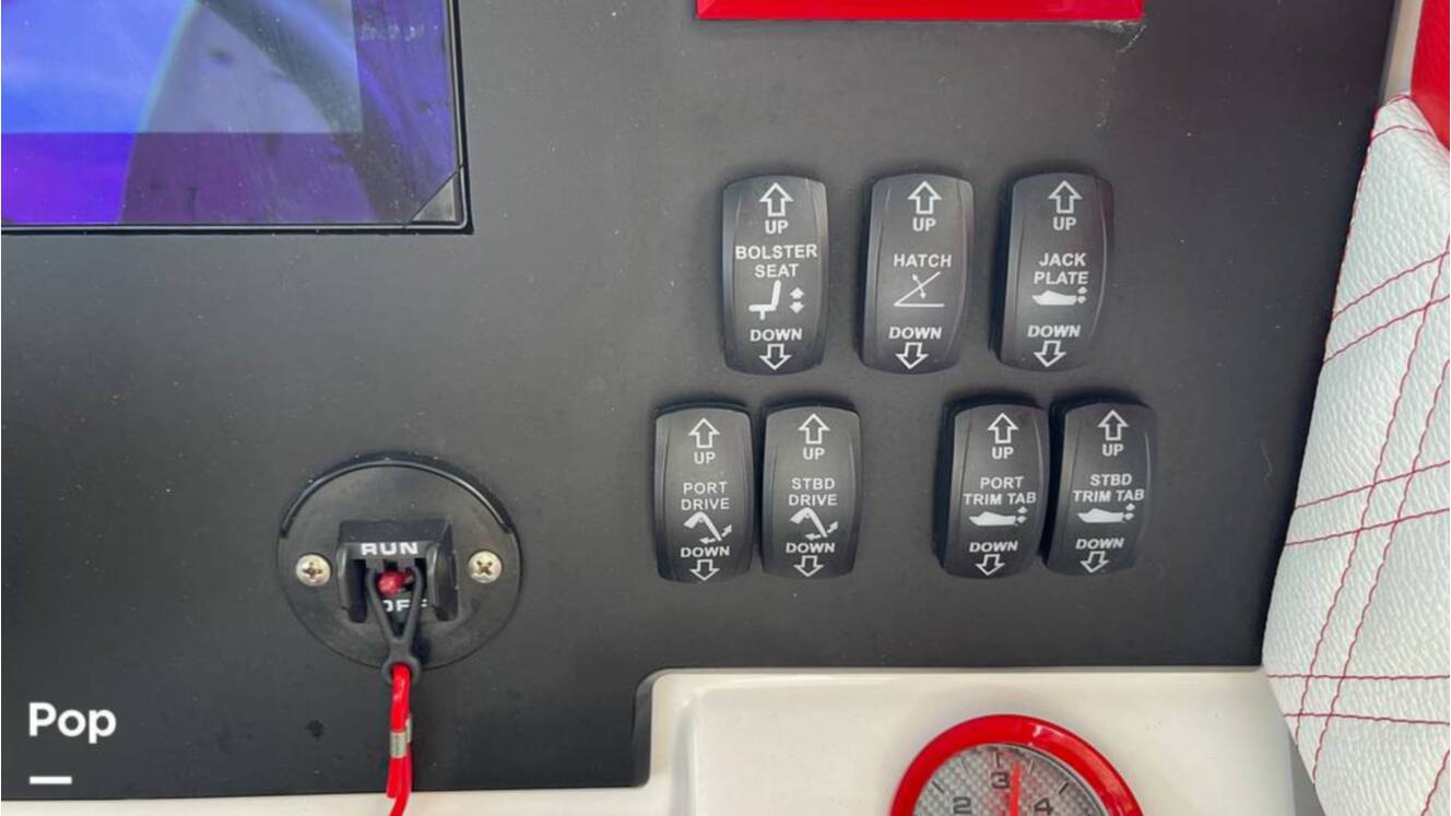 A photo of this 2026 Velocity 290SC