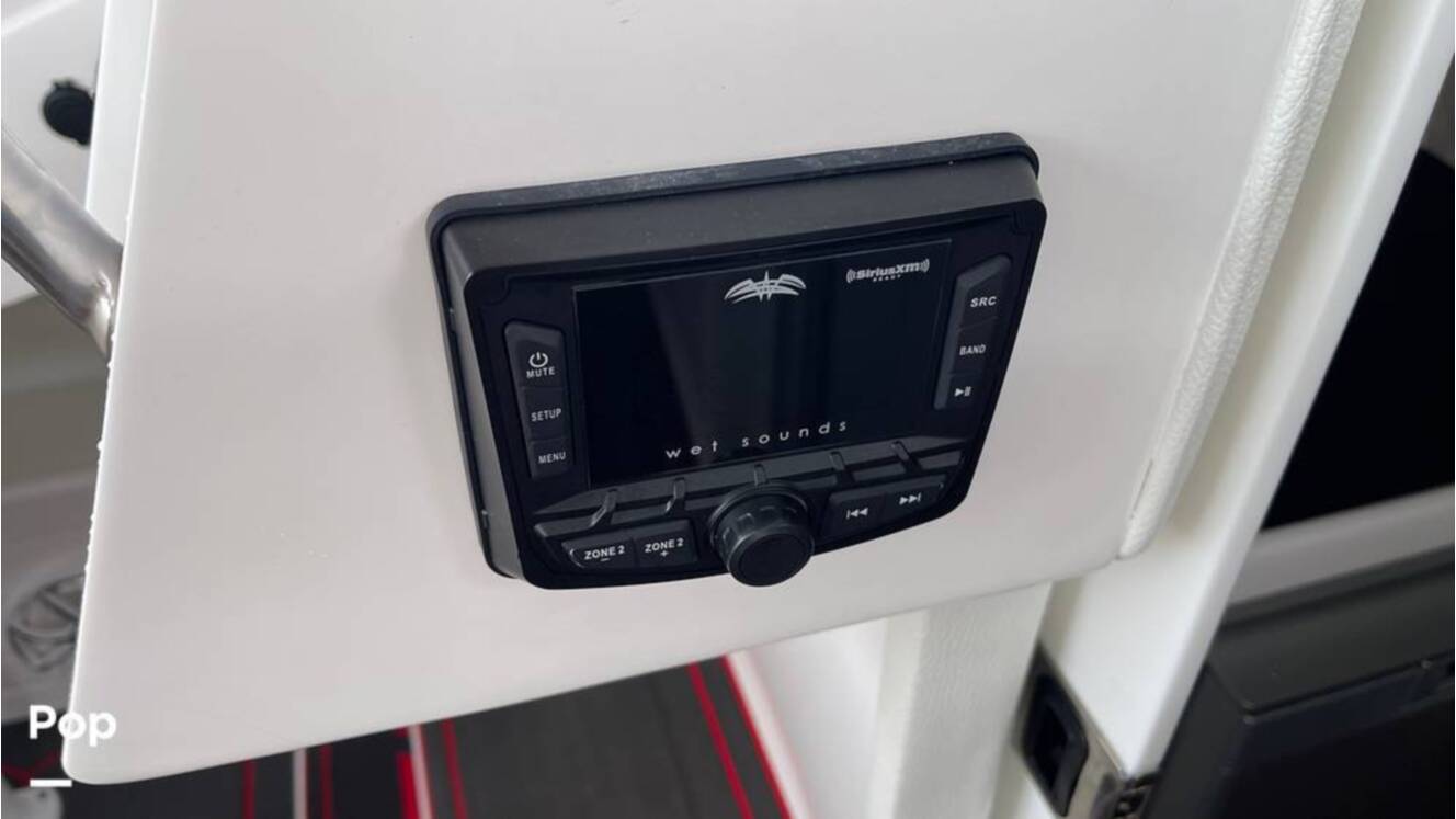 A photo of this 2026 Velocity 290SC