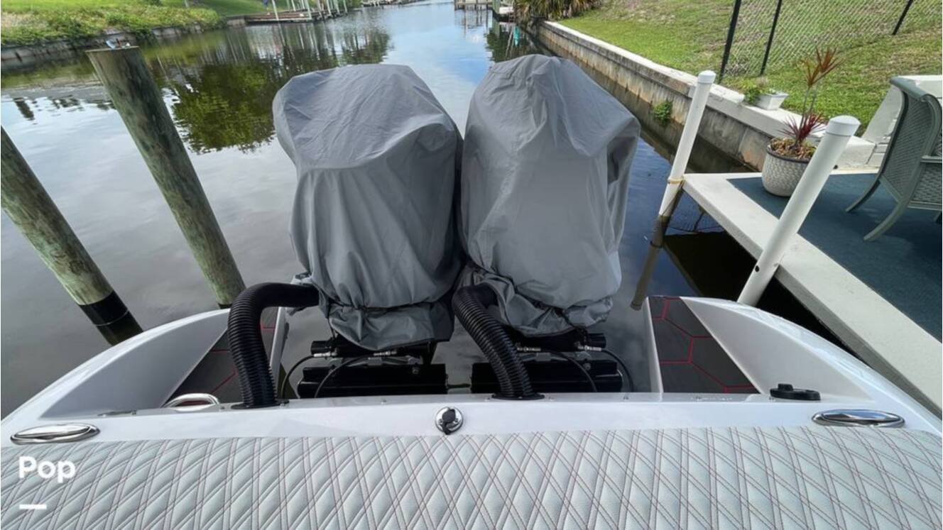 A photo of this 2026 Velocity 290SC