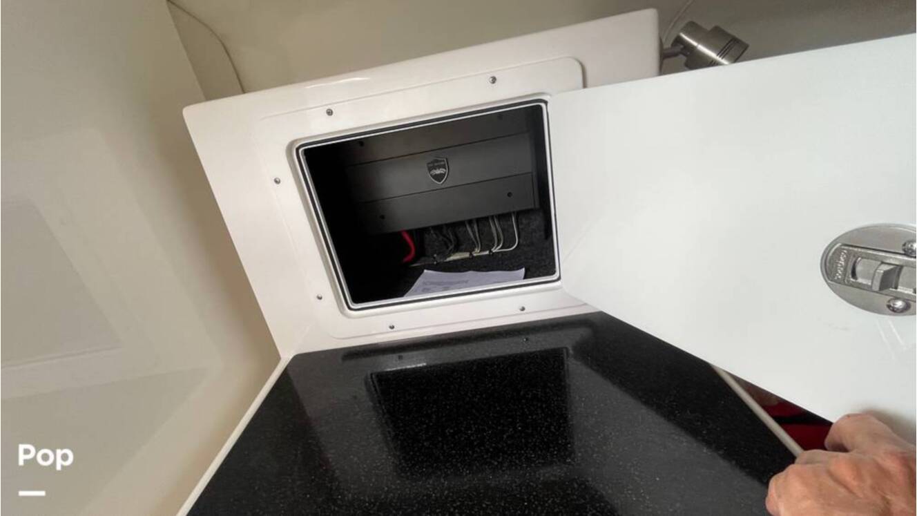 A photo of this 2026 Velocity 290SC