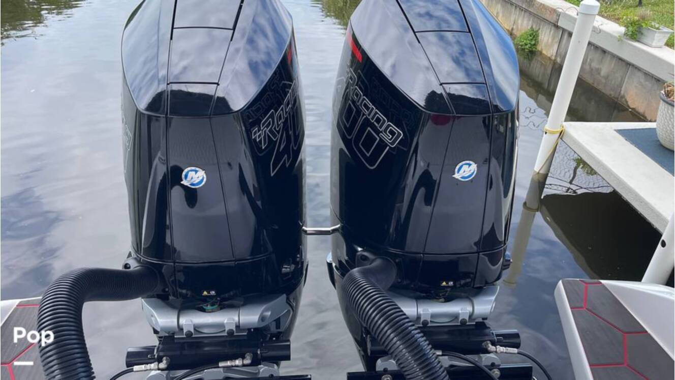 A photo of this 2026 Velocity 290SC