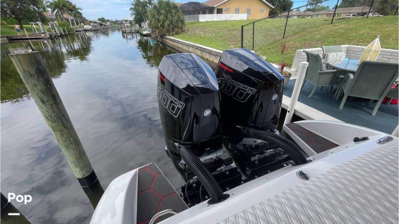 A photo of this 2026 Velocity 290SC
